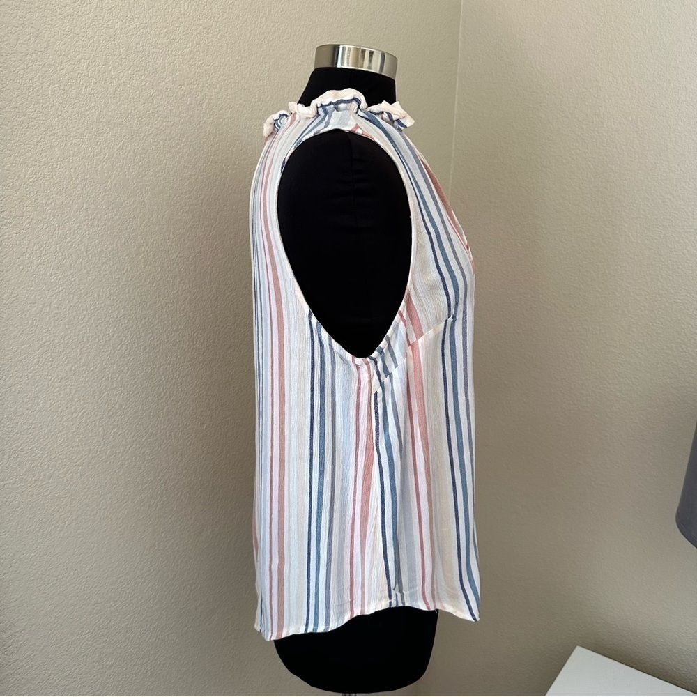 TORRID Multicolor STRIPE Sleeveless Blouse Size M - Picture 3 of 12